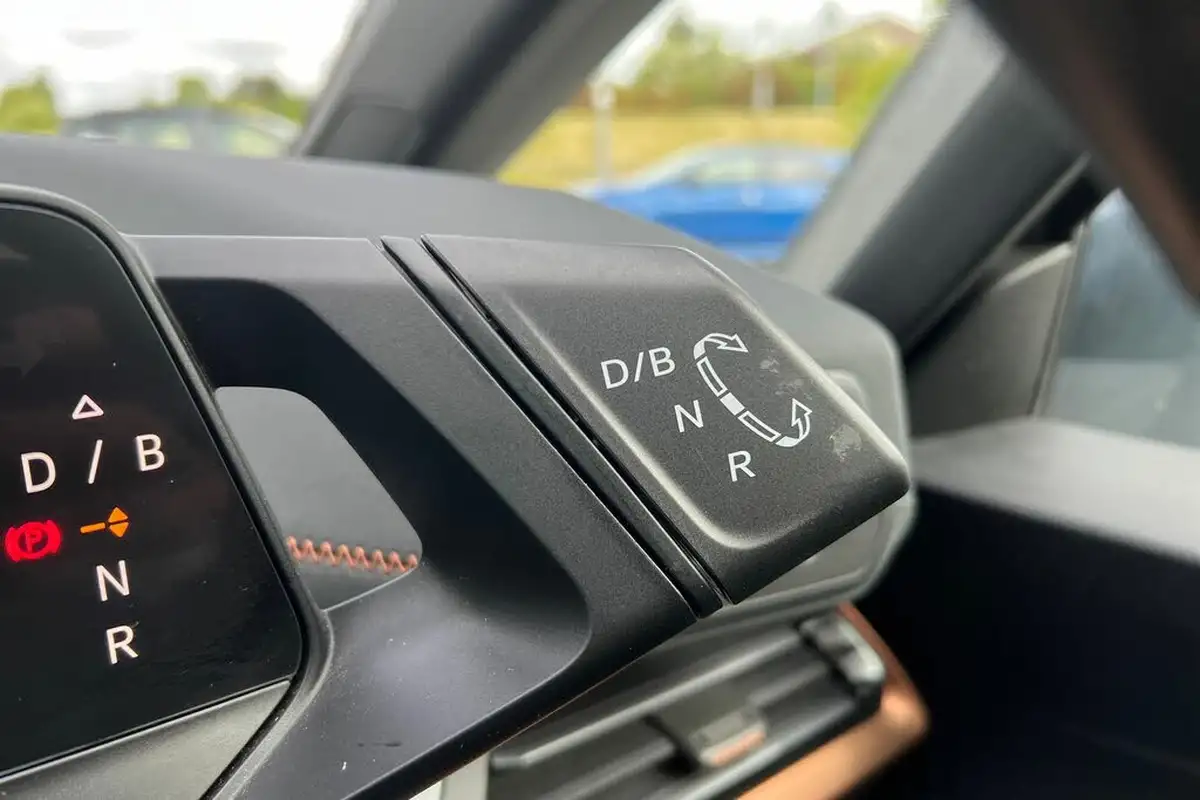 2022-cupra-born-e-v3-230ps-77kwh-e-boost-big-22