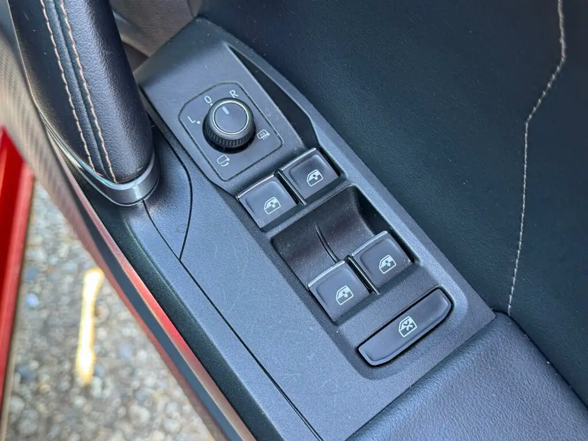2021-cupra-formentor-14-e-hybrid-v2-big-24