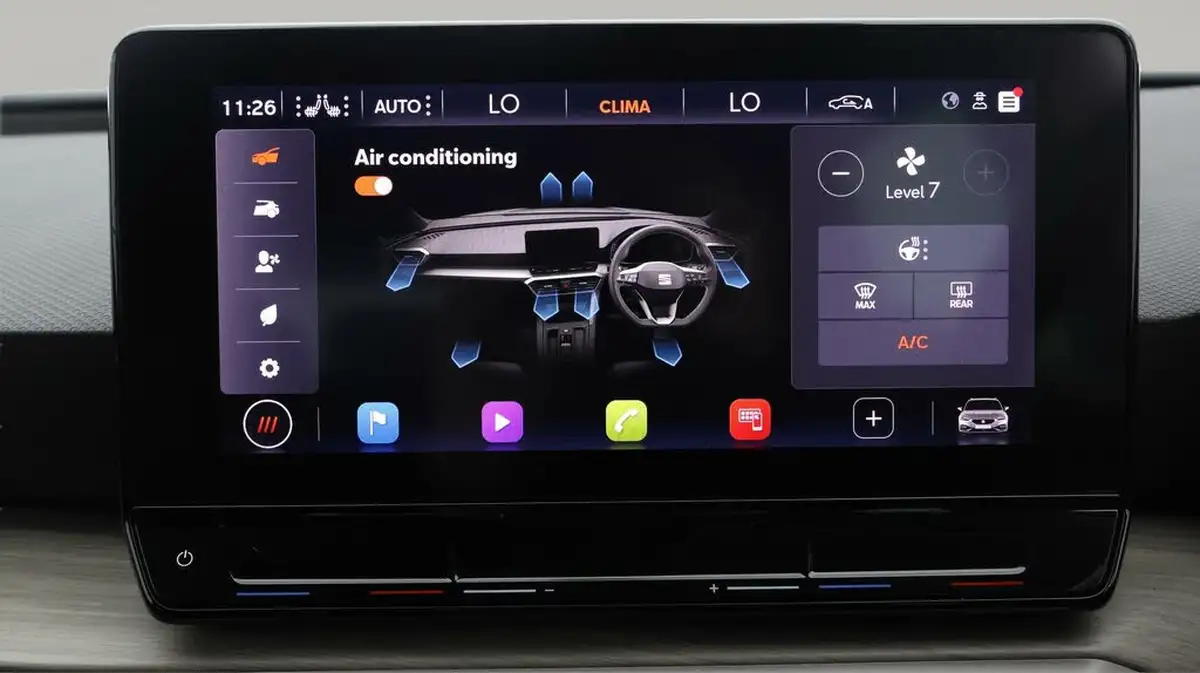 2021-seat-leon-15-etsi-xcellence-estate-big-11
