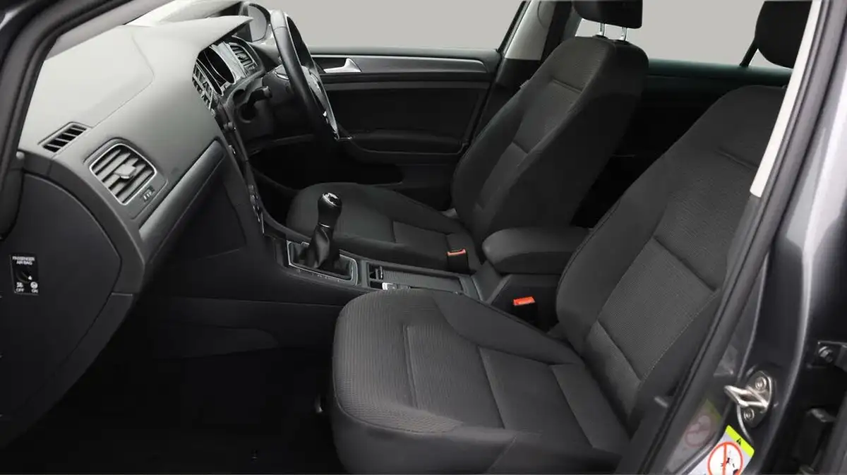 2019-volkswagen-golf-10-tsi-match-edition-hatchback-big-13