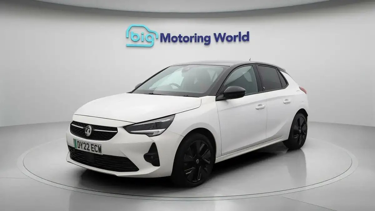 2022-vauxhall-corsa-e-sri-premium-big-3