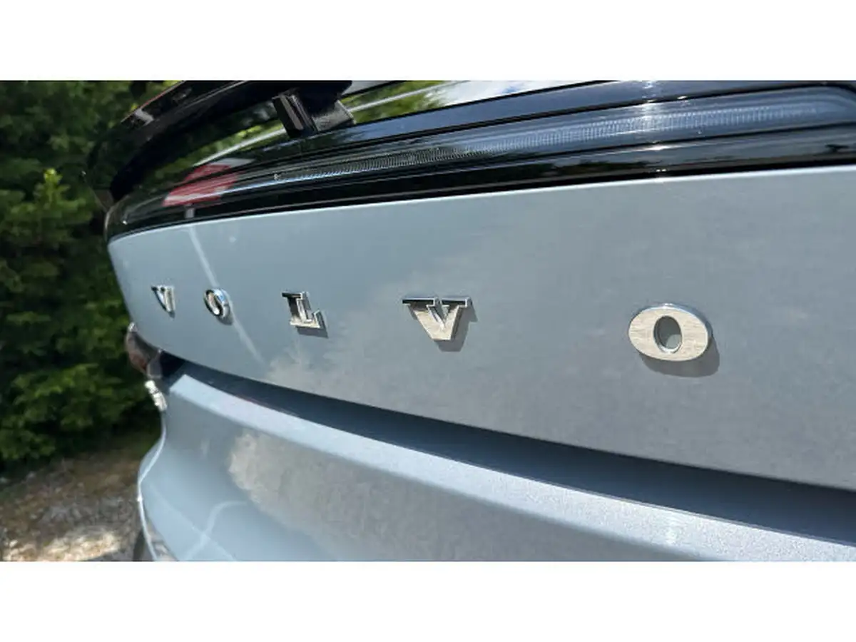 2022-volvo-c40-e-recharge-ultimate-228bhp-big-41
