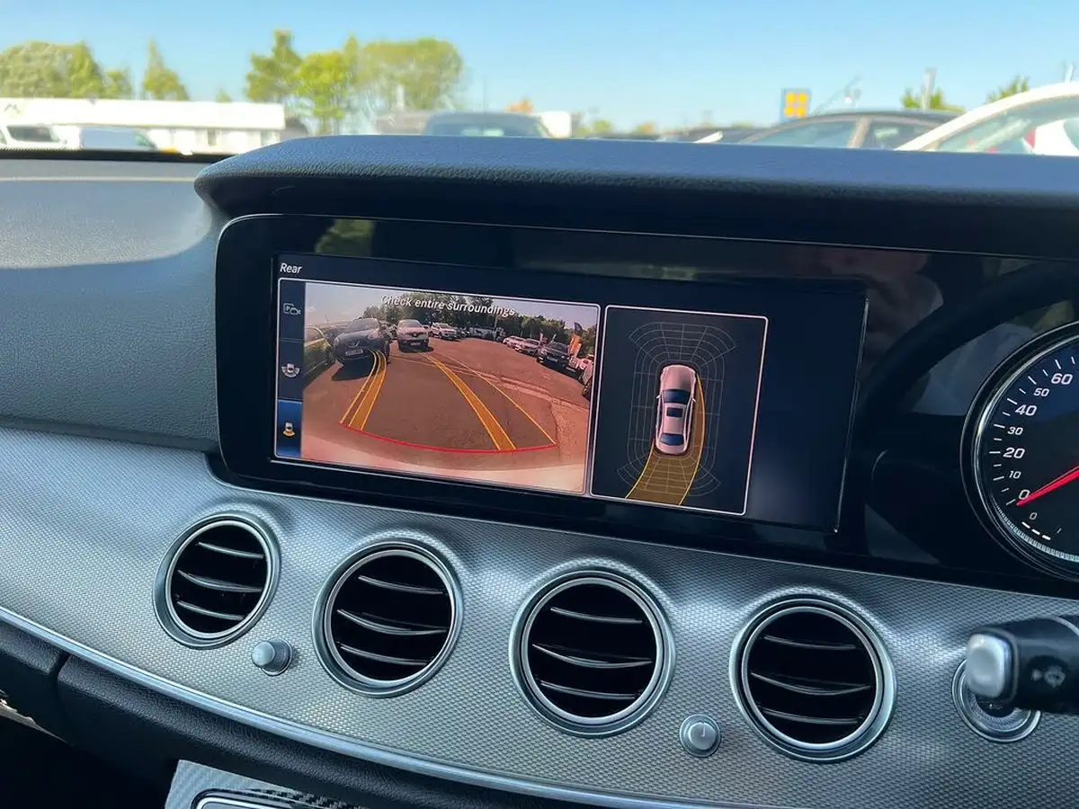2018-mercedes-benz-e-class-20d-e220d-se-ss-saloon-4d-big-18
