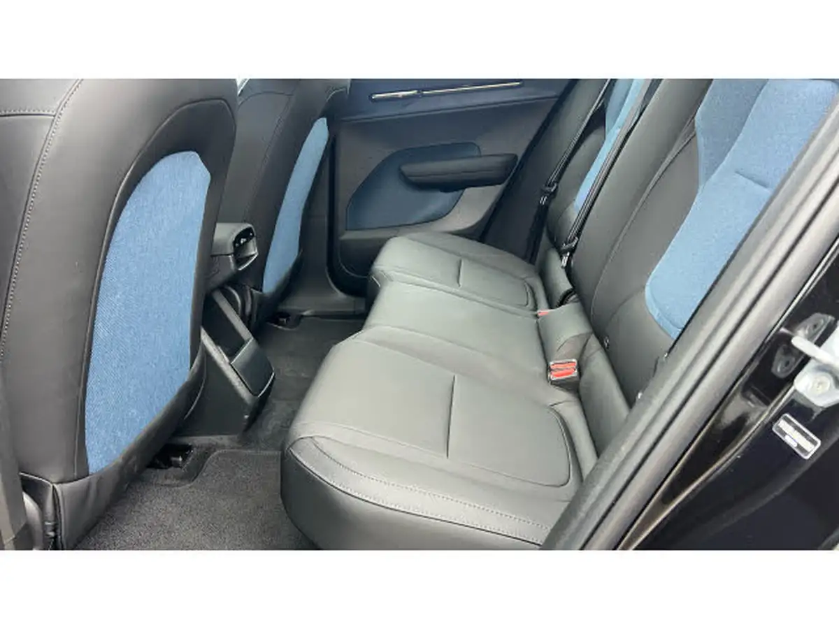 2024-volvo-ex30-e-single-motor-plus-extended-range-big-26