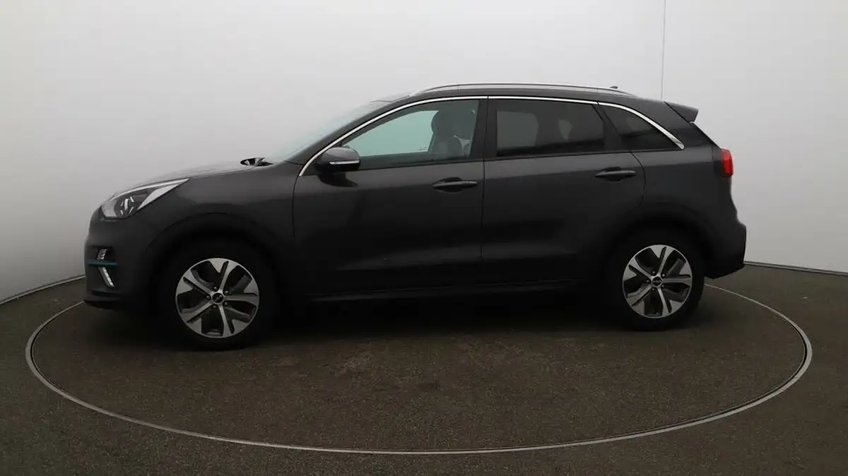2022-kia-e-niro-ev-2-64-big-4
