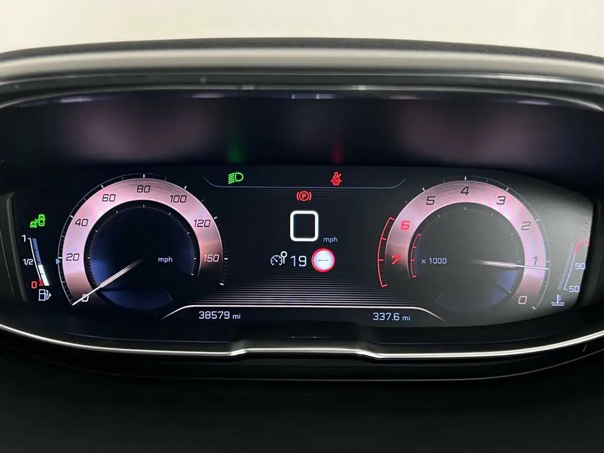 2018-peugeot-5008-suv-12-puretech-gt-line-premium-big-23