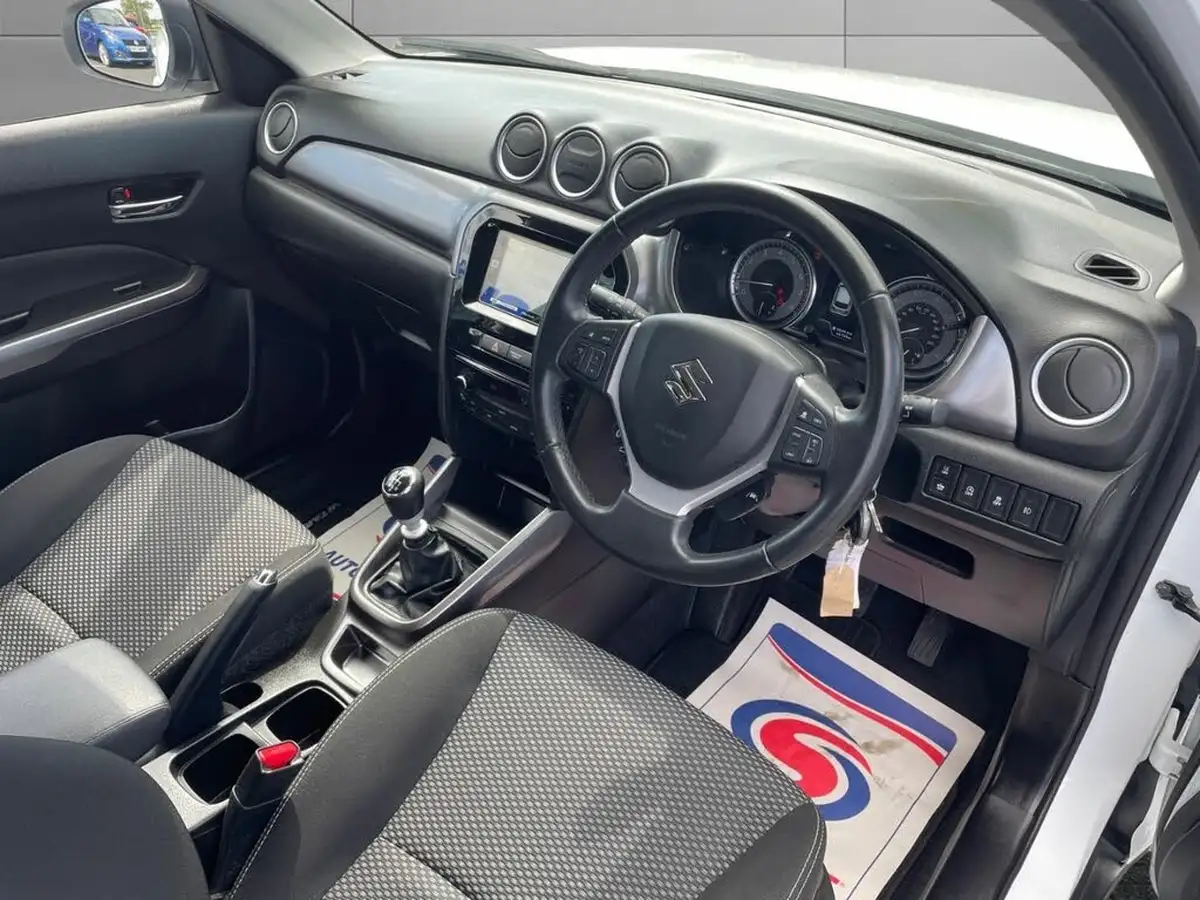 2021-suzuki-vitara-14-boosterjet-sz4-big-8