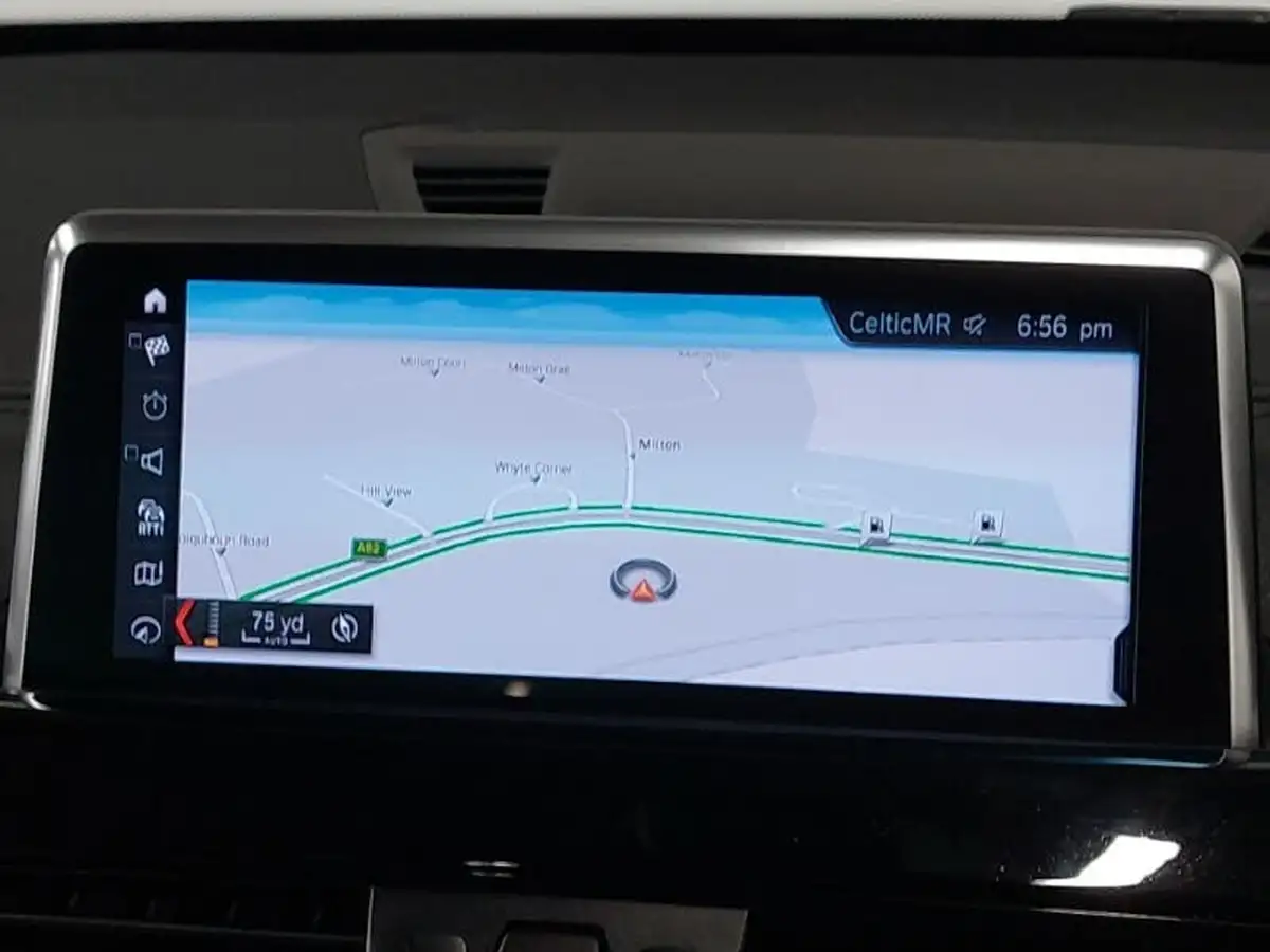 2021-bmw-x1-20-xdrive20i-xline-big-6