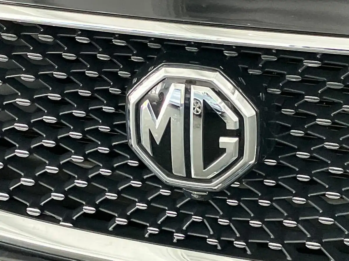 2022-mg-hs-15t-gdi-exclusive-258ps-plug-in-hybrid-auto-big-56