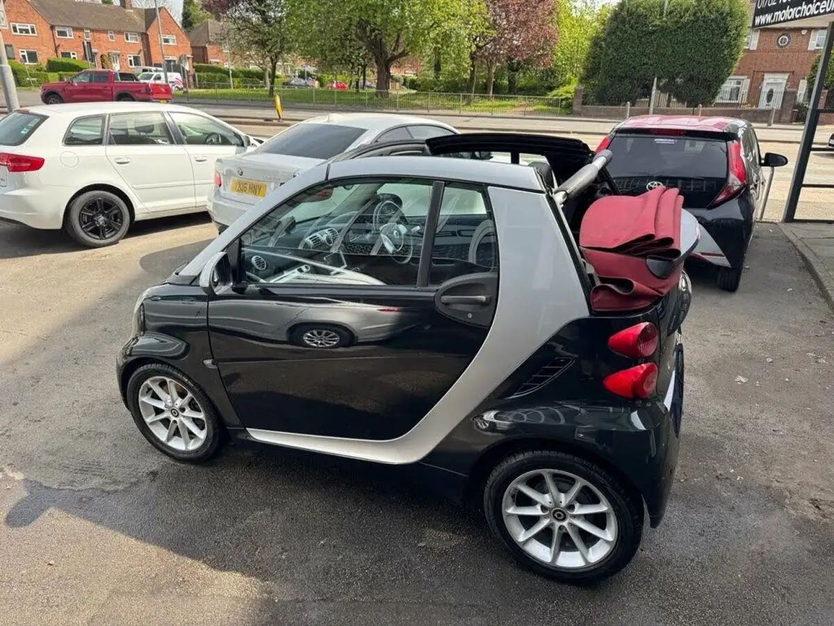 2011-smart-fortwo-10-passion-84bhp-cabriolet-auto-big-13