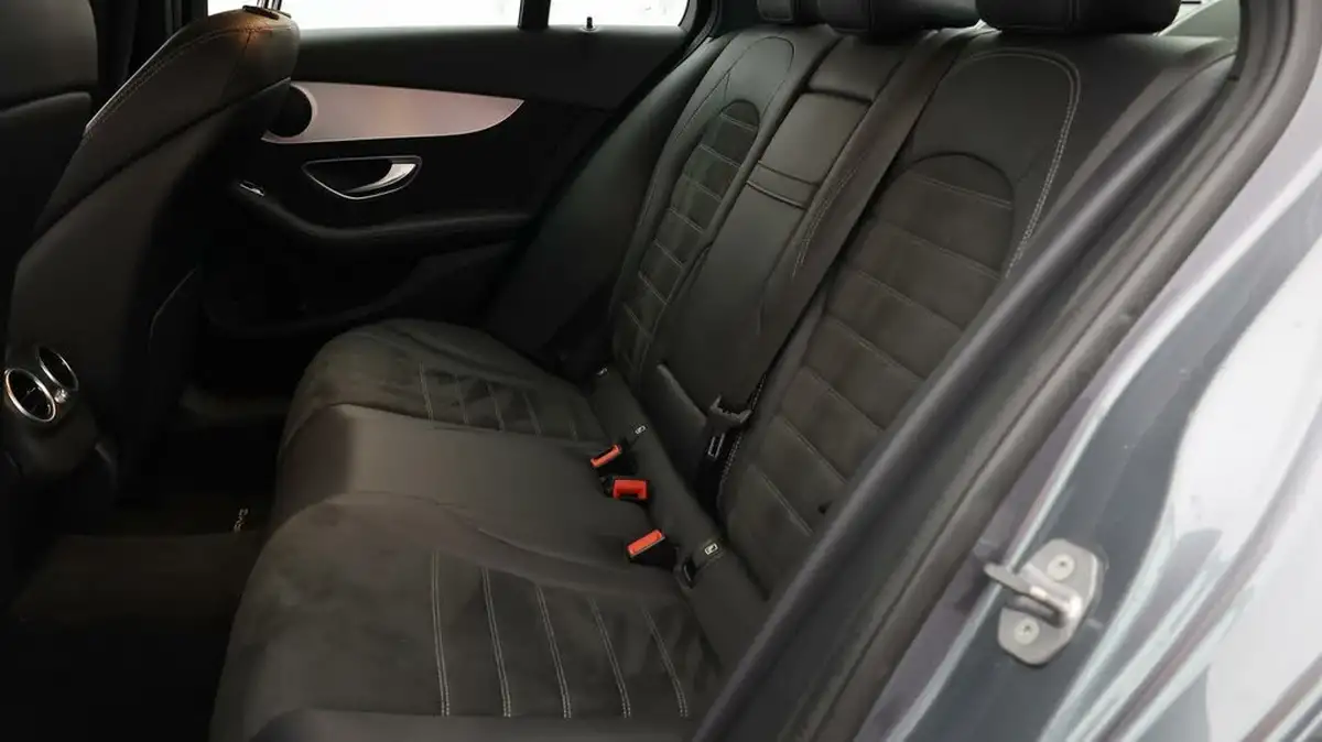 2019-mercedes-benz-c-class-15-c200-amg-line-premiumss-saloon-4d-big-15