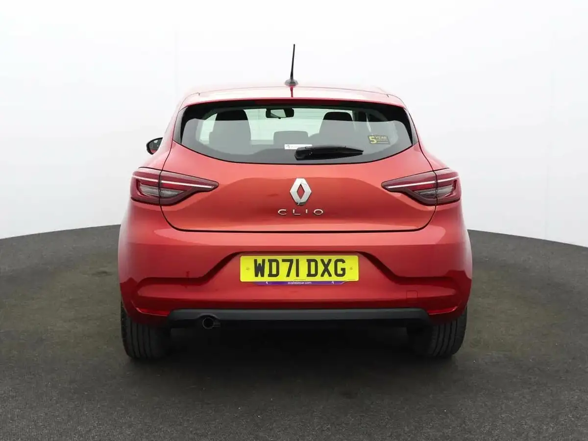 2022-renault-clio-10-tce-iconic-edition-big-2