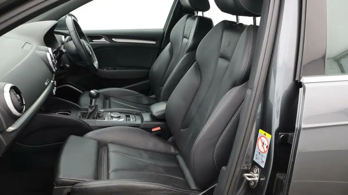 2019-audi-a3-15-35-tfsi-s-line-cod-ss-sportback-5d-big-14