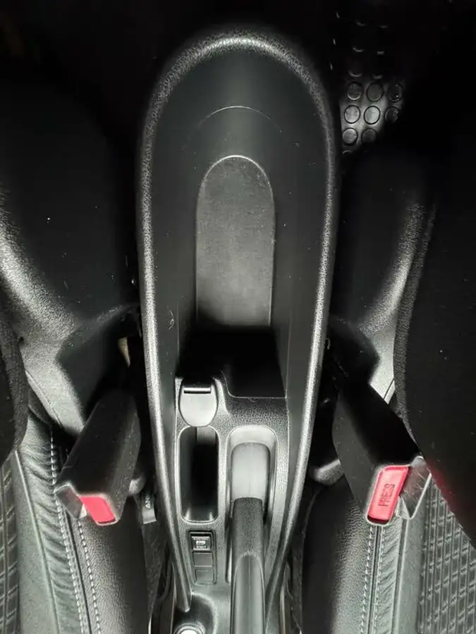 2014-nissan-note-15dci-tekna-big-22
