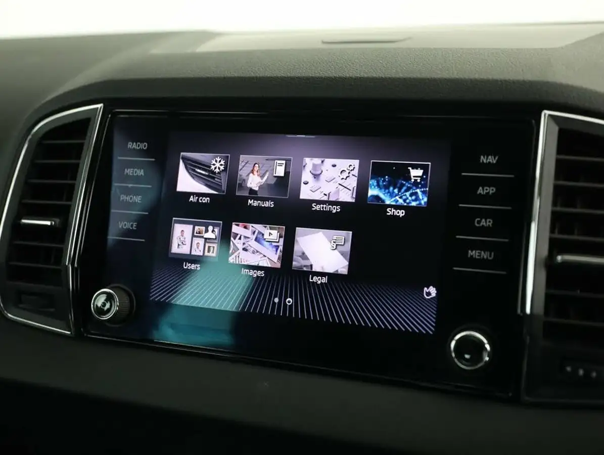 2021-skoda-karoq-15-tsi-se-technology-dsg-big-39