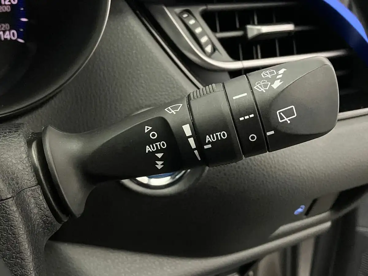 2017-toyota-c-hr-18-vvt-i-dynamic-big-29