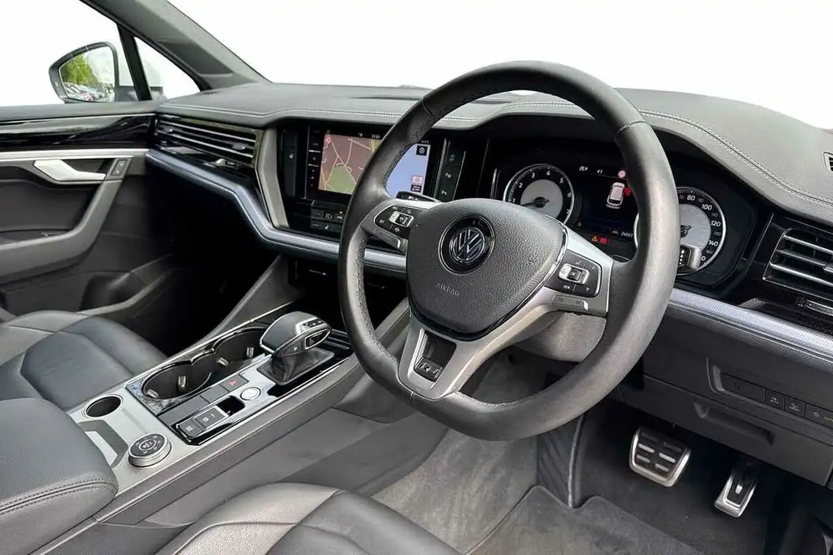 2019-volkswagen-touareg-30tsi-r-line-big-5