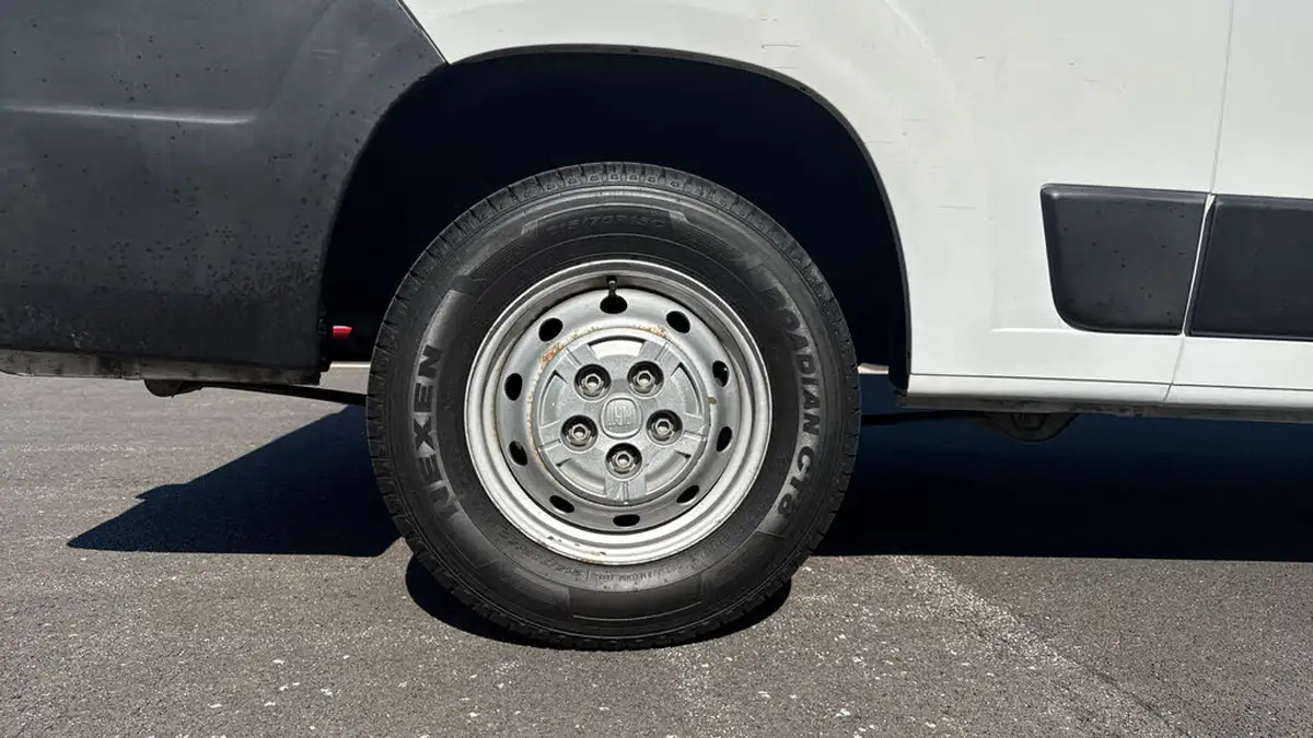 2018-fiat-ducato-23td-35-mh2-130-ll-panel-tecnico-big-18