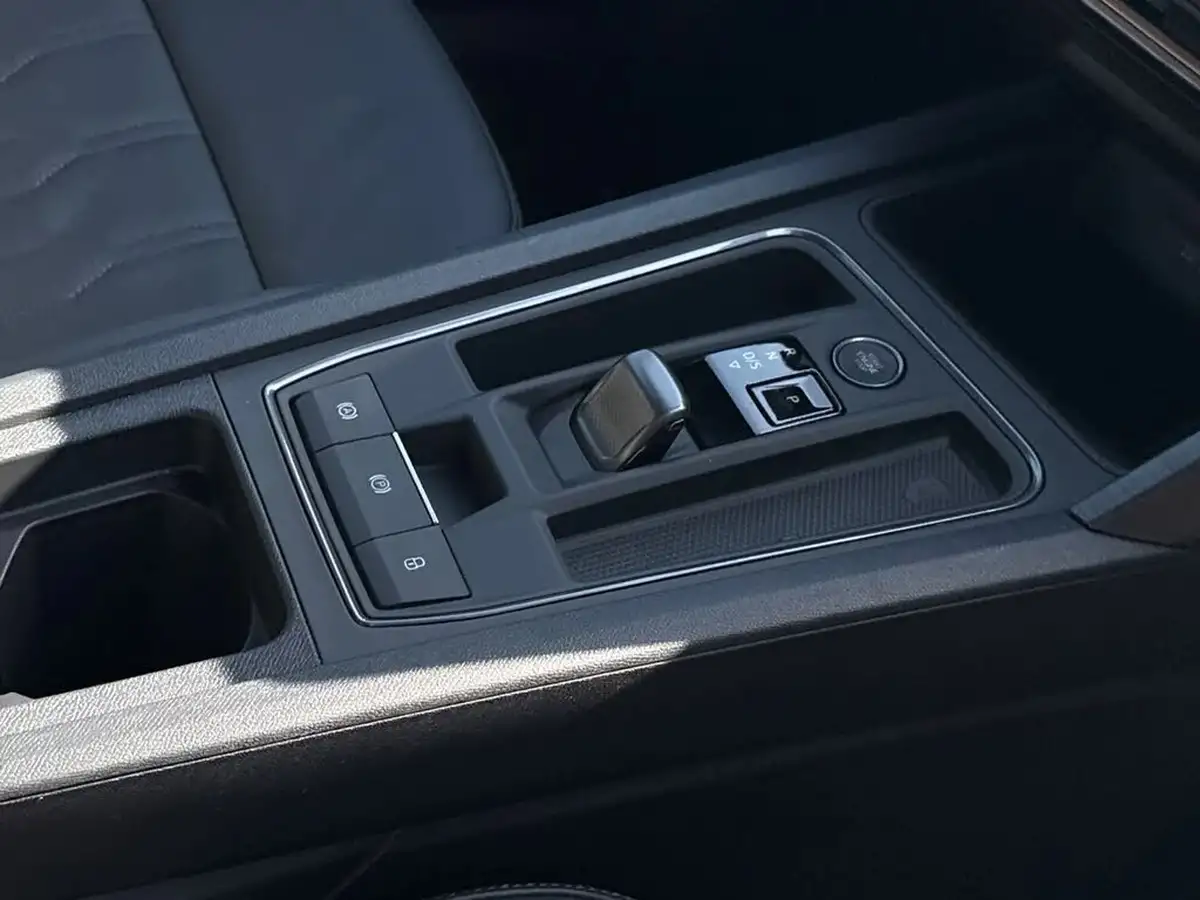 2024-cupra-formentor-15-tsi-v2-dsg-big-19