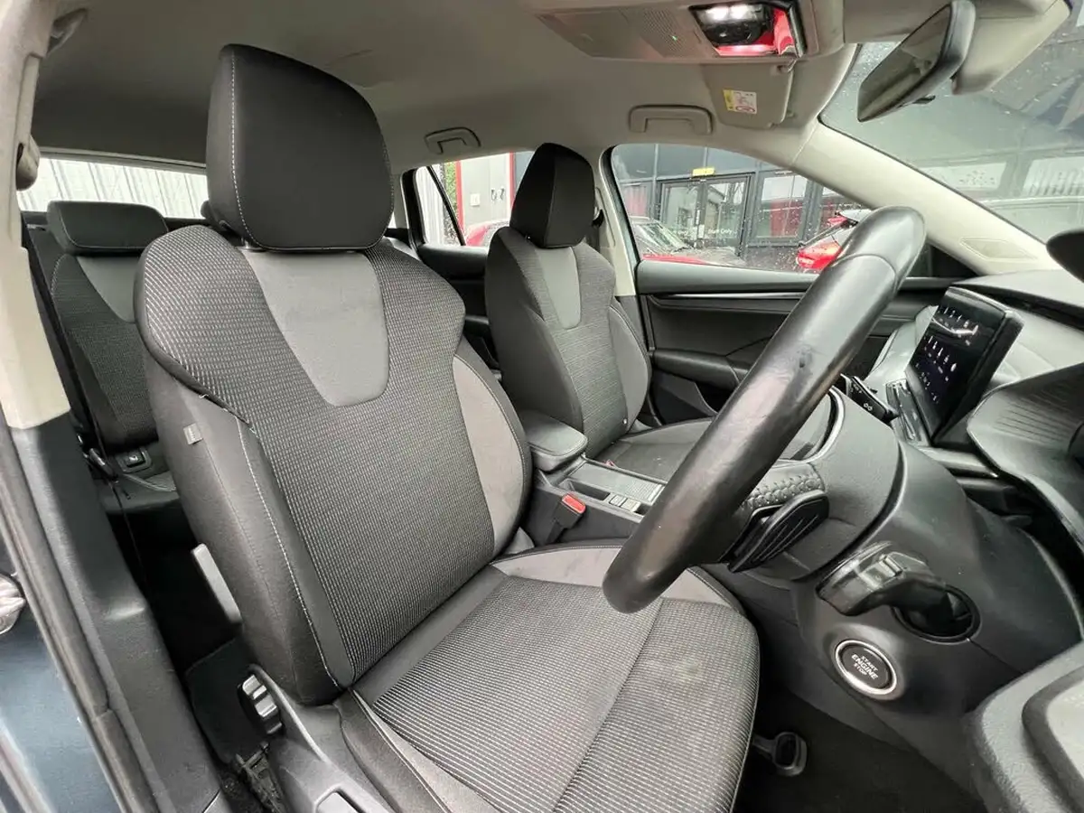 2022-skoda-octavia-14-tsi-se-technology-estate-big-18
