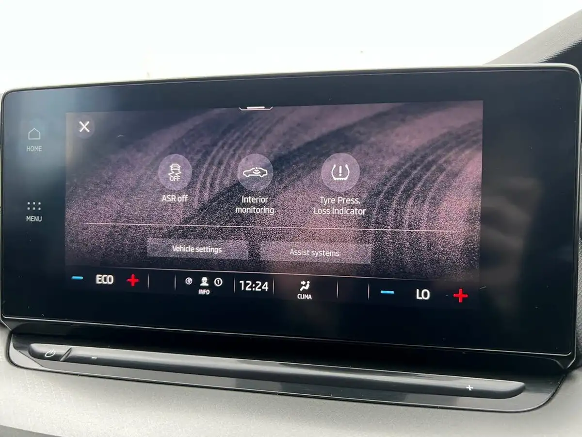 2022-skoda-octavia-14-tsi-se-technology-estate-big-46