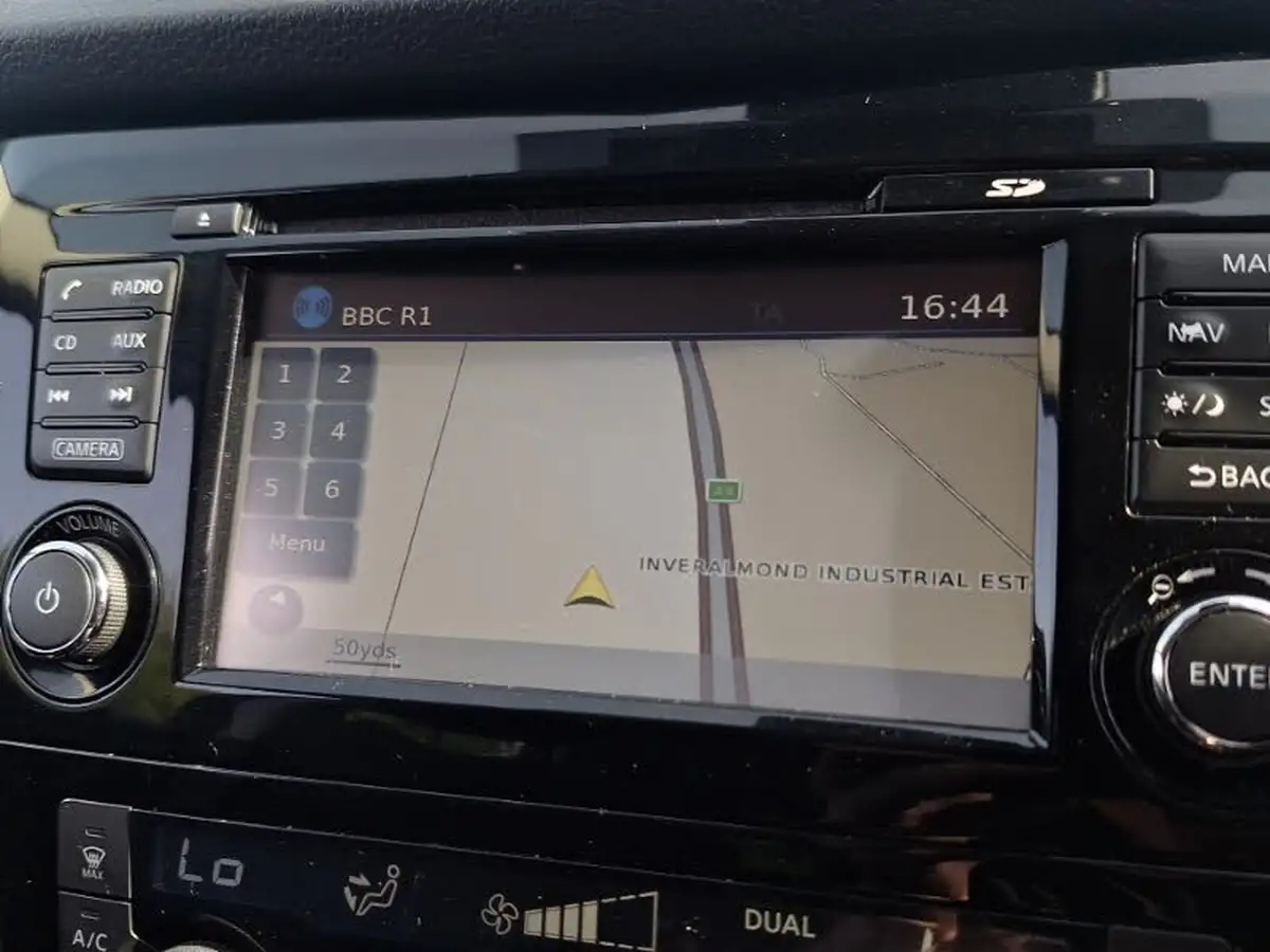 2017-nissan-qashqai-15dci-n-connecta-big-18