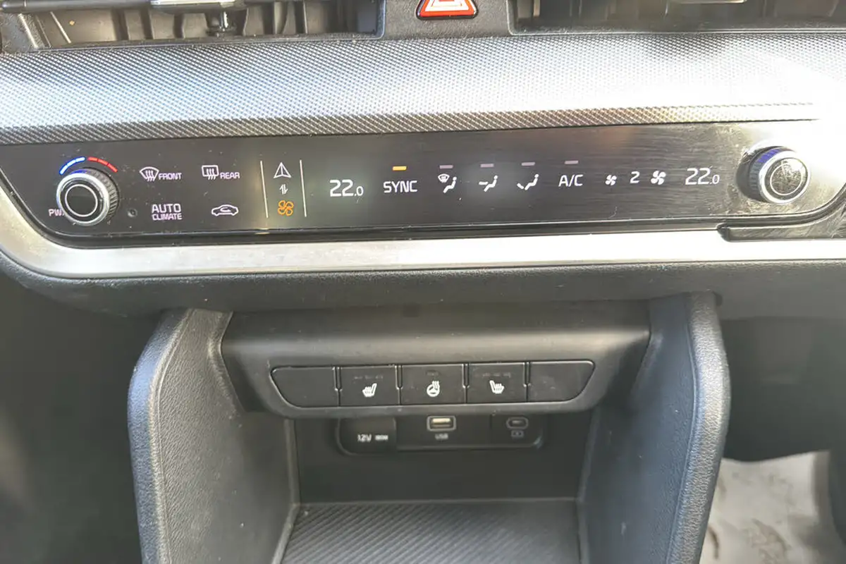 2022-kia-sportage-16-t-gdi-3-148bhp-1598cc-big-14