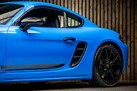 2022-porsche-cayman-718-20-cayman-t-pdk-small-15