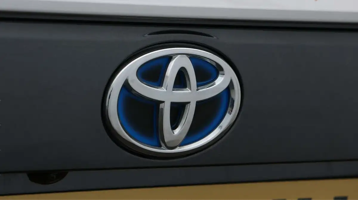 2020-toyota-rav4-25-vvt-i-icon-big-22