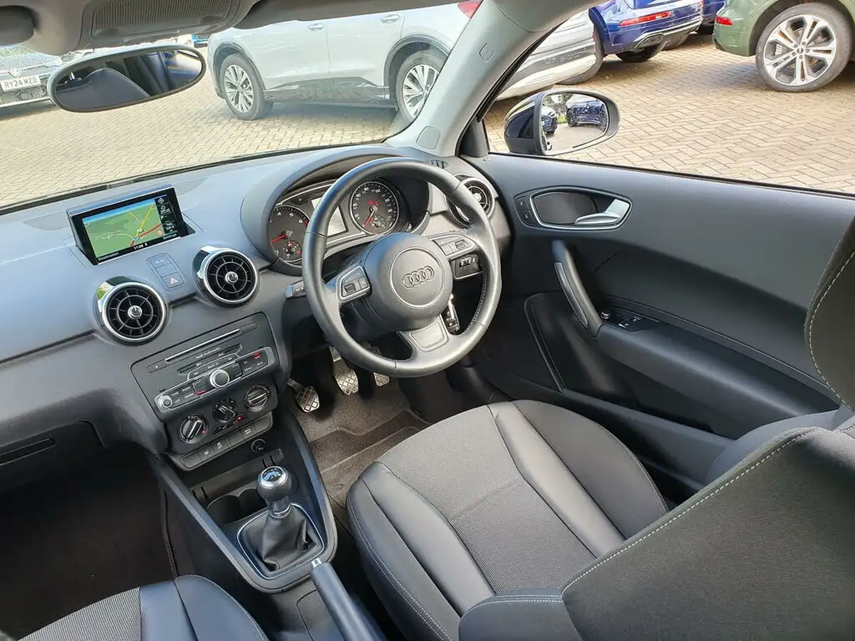 2018-audi-a1-14-tfsi-sport-nav-hatchback-3d-big-36