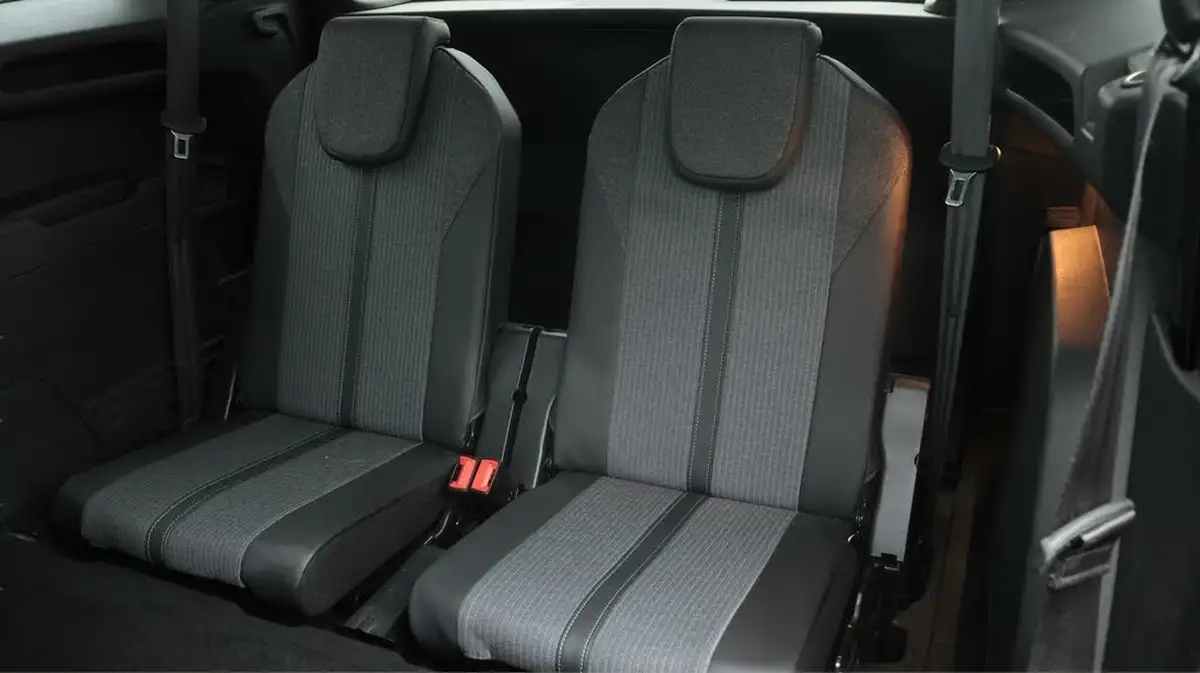 2021-peugeot-5008-suv-15-bluehdi-allure-premium-big-20