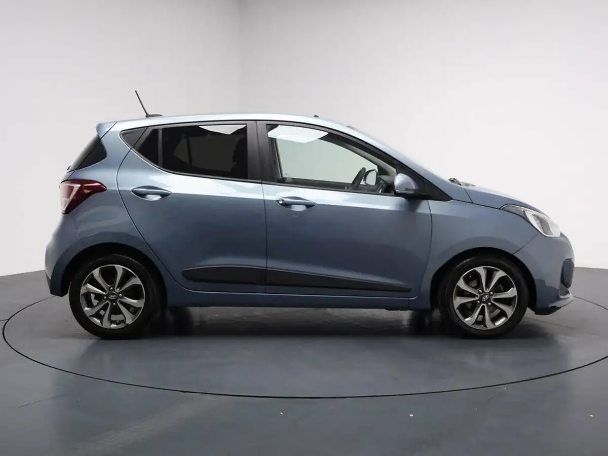 2017-hyundai-i10-12-premium-se-big-13