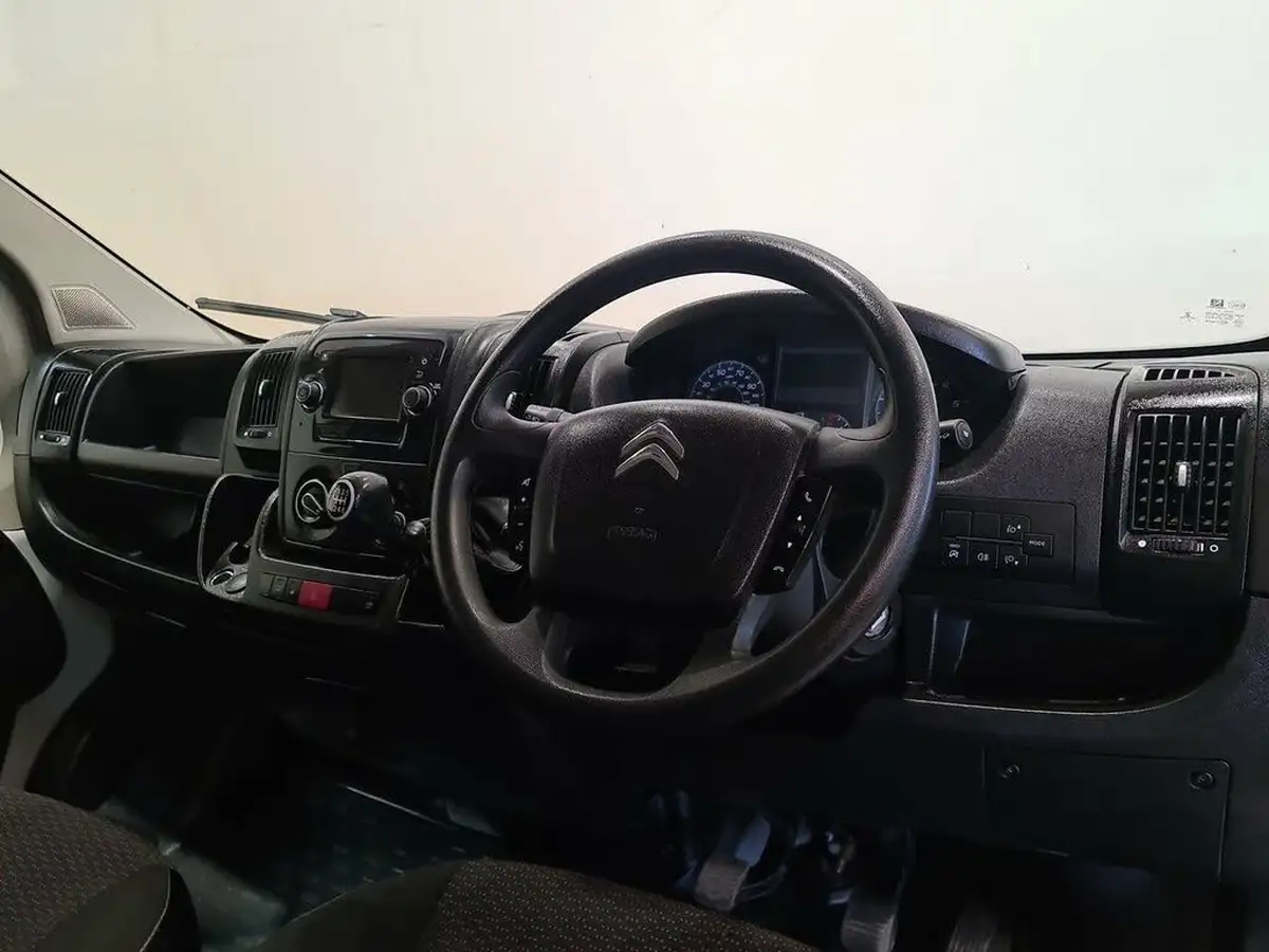 2021-citroen-relay-22bluehdi-35-l3h2-enterprise-140eu6dt-panel-big-3