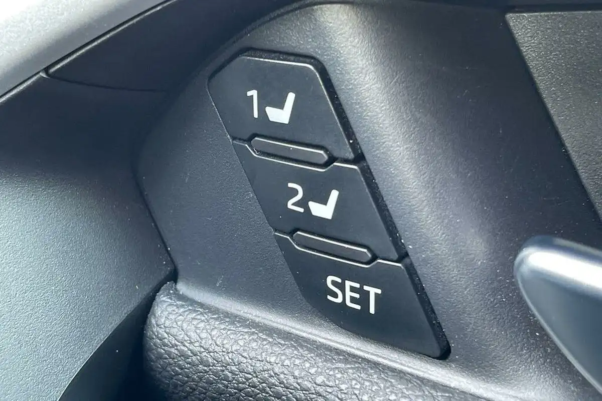 2022-toyota-rav4-25-vvt-i-excel-219bhp-big-13