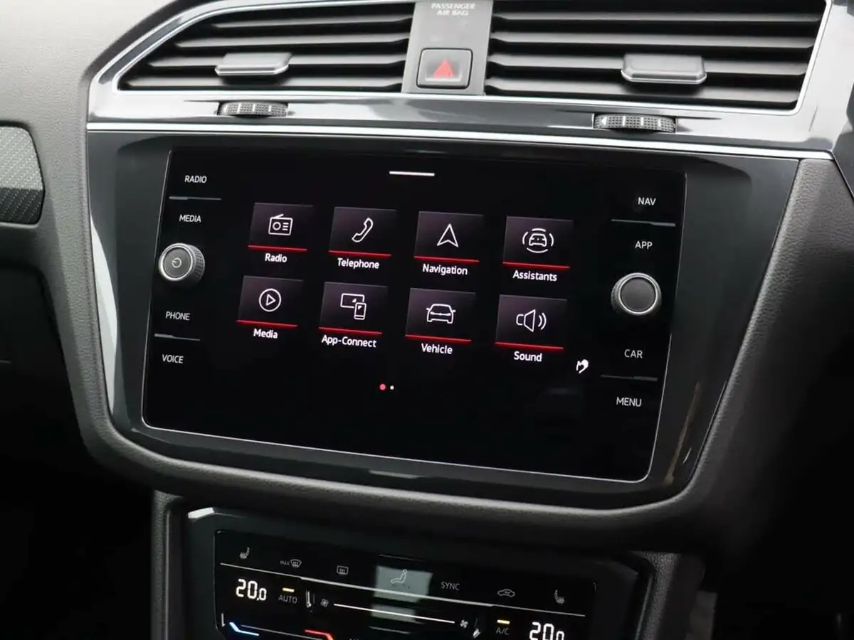 2021-volkswagen-tiguan-15-tsi-r-line-big-28