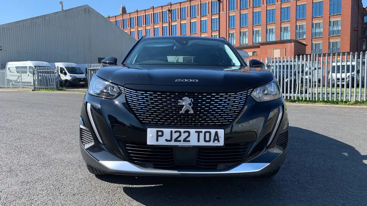 2022-peugeot-2008-suv-12-puretech-allure-premium-130bhp-big-7