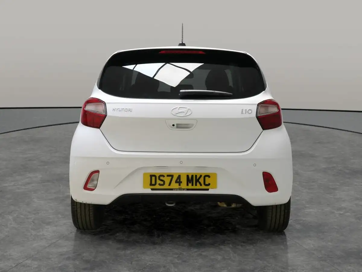 2024-hyundai-i10-10-premium-63ps-auto-big-12
