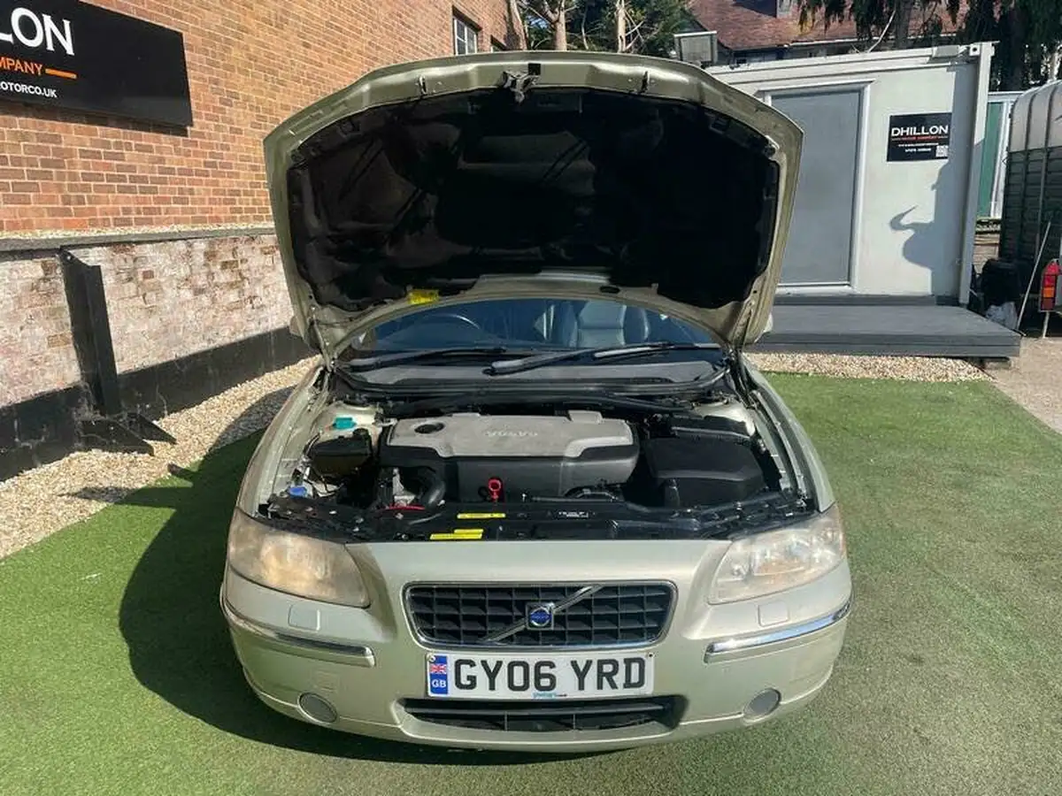 2006-volvo-s60-24td-d5-se-geartronic-big-16
