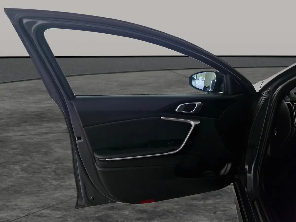 2022-kia-pro-ceed-15-t-gdi-gt-line-big-2