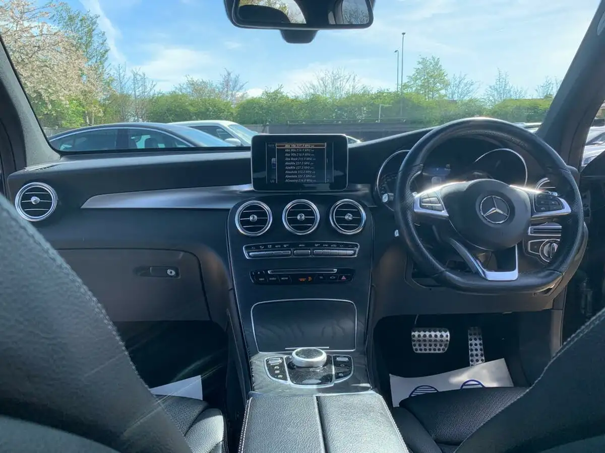 2017-mercedes-benz-glc-class-21d-glc250d-amg-line-ss-station-wagon-5d-big-28