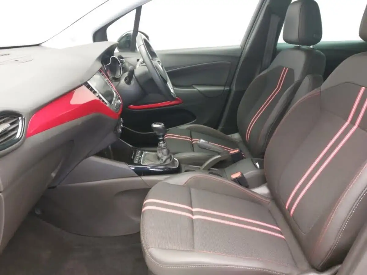 2023-vauxhall-crossland-12-gs-110ps-big-4