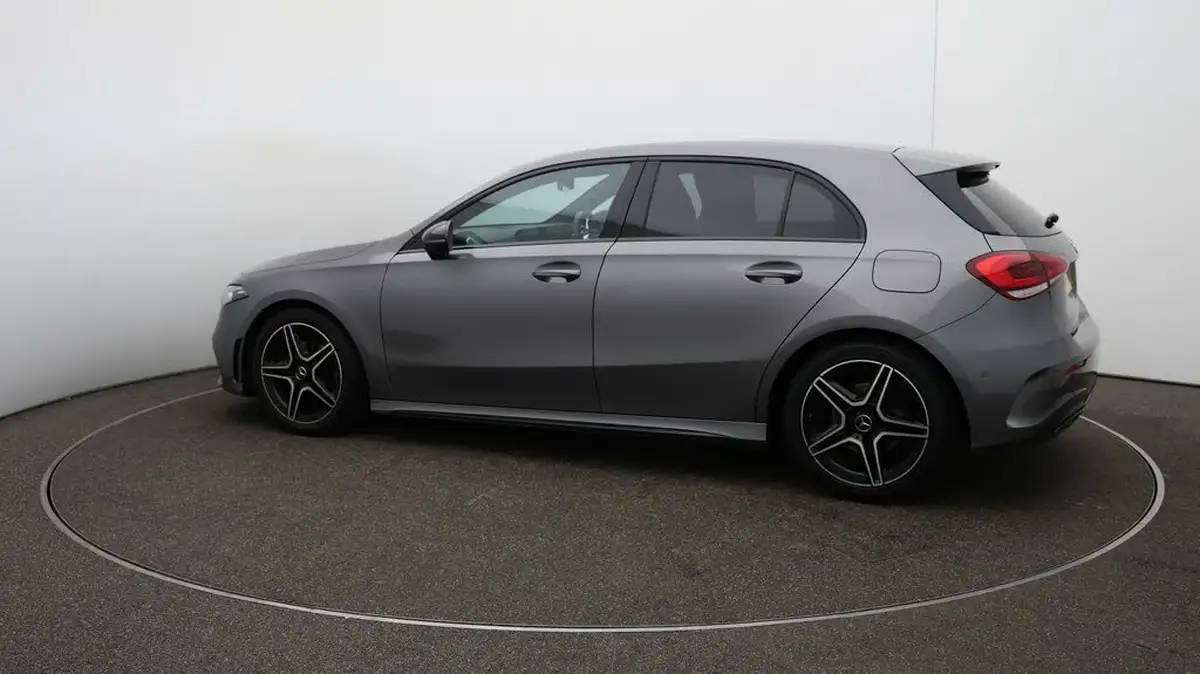 2022-mercedes-benz-a-class-13-a200-amg-line-executive-edition-hatchback-5d-7g-dct-big-45