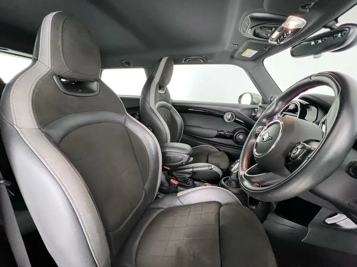 2020-mini-cooper-20-john-cooper-works-gp-pack-hatchback-3d-auto-big-13
