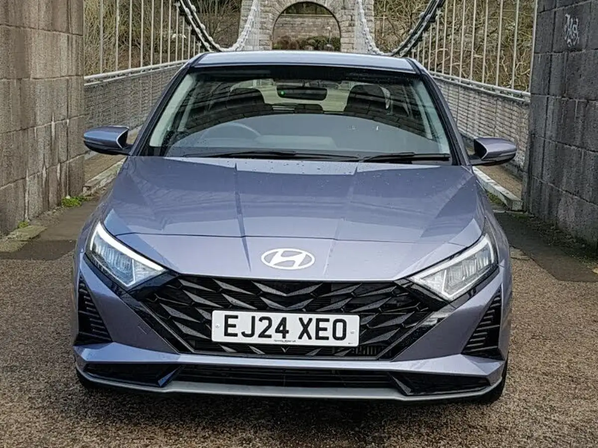 2024-hyundai-i20-10-t-gdi-advance-big-11
