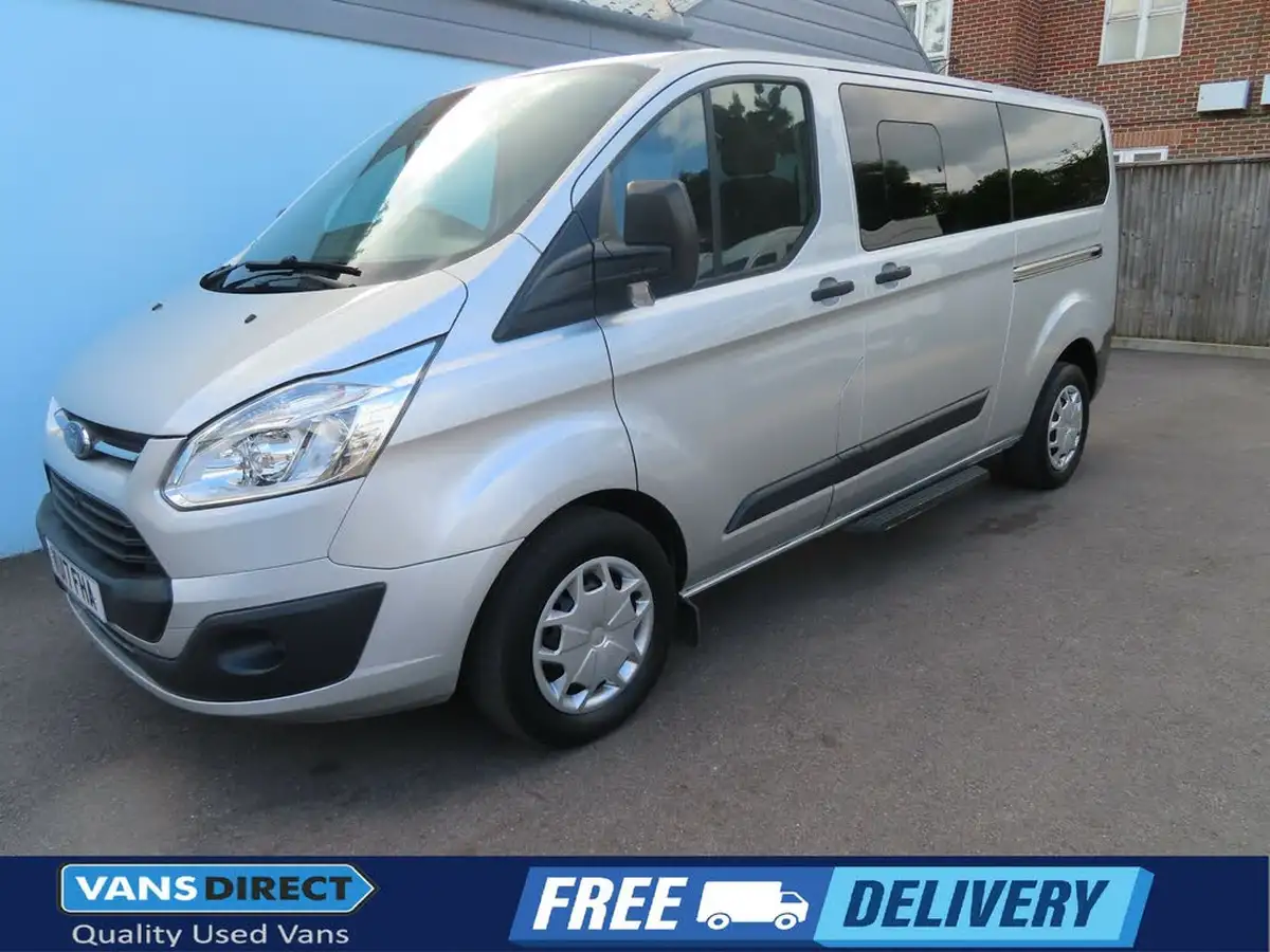 2017-ford-tourneo-custom-20tdci-310-l2-zetec-130ps-big-0