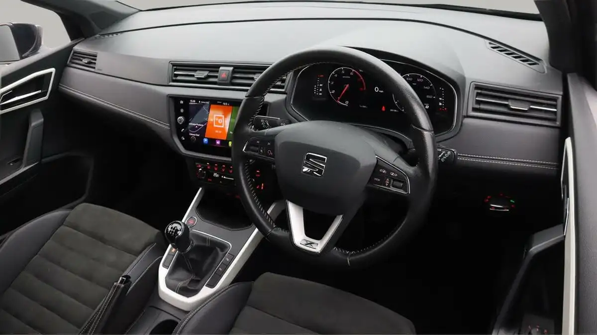 2021-seat-arona-10-tsi-xcellence-lux-110ps-big-9