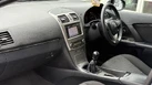 2010-toyota-avensis-small-10