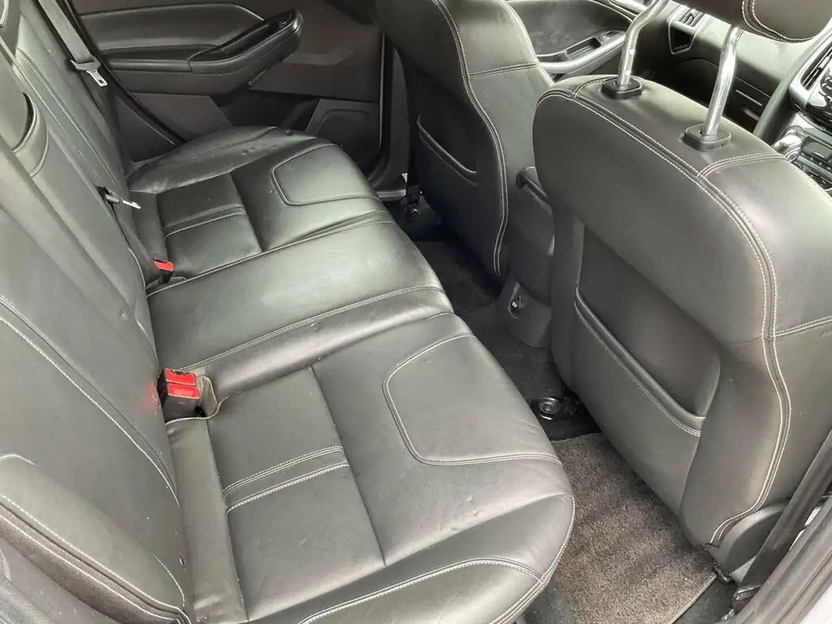 2013-ford-focus-20td-titanium-x-estate-powershift-big-30