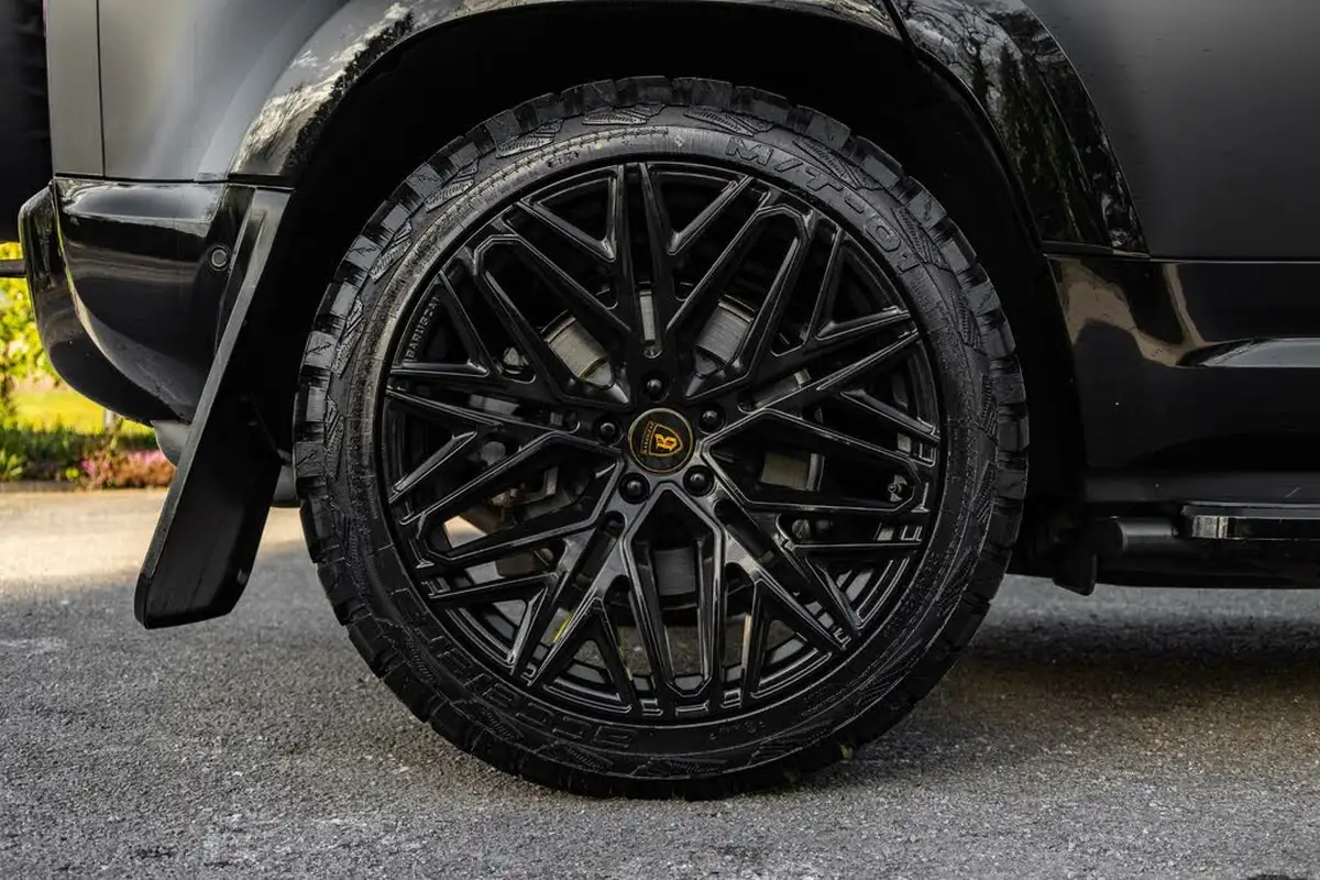 2023-land-rover-110-defender-30-d250-x-dynamic-se-big-17