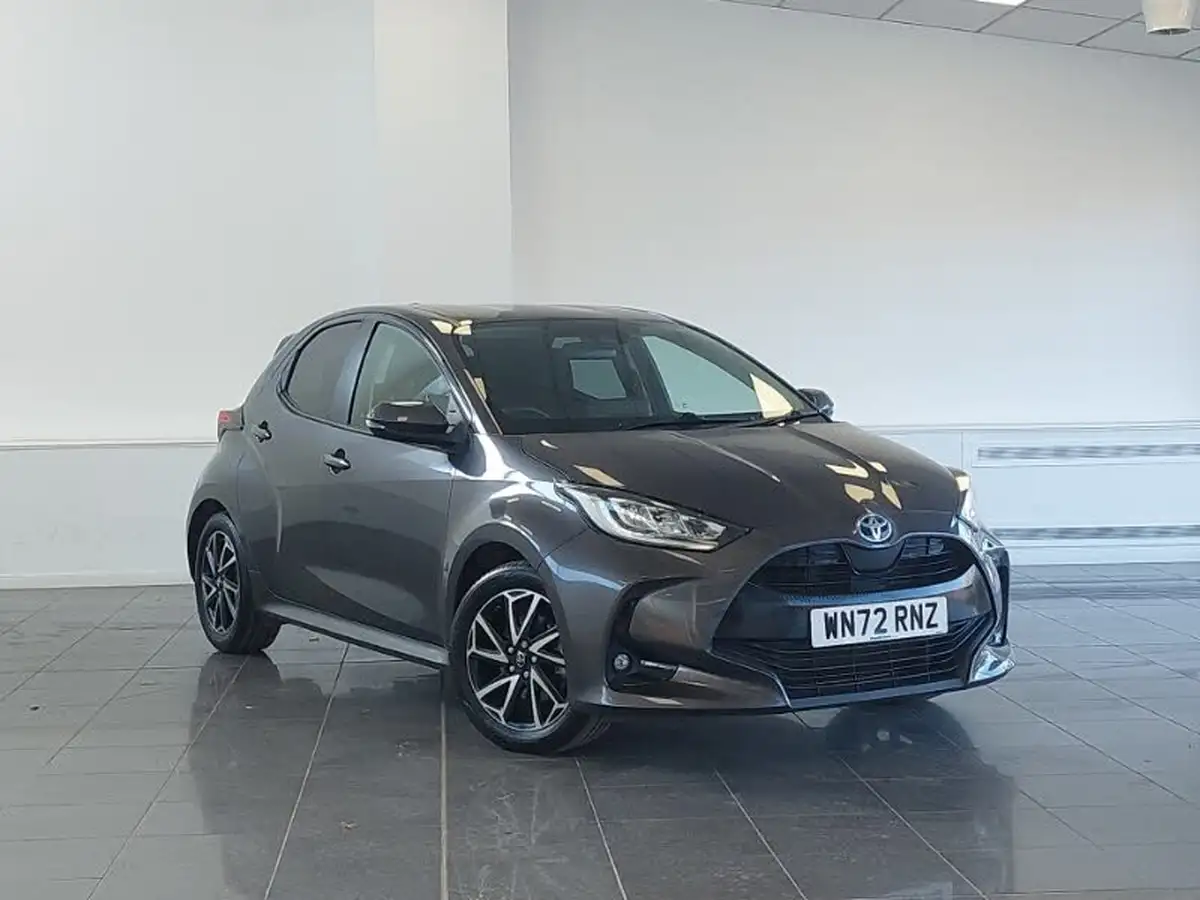 2022-toyota-yaris-15-vvt-i-design-big-0